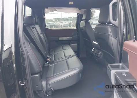 2023 Ford F-150 Lariat из США, поврежденный, VIN 1FTFW1E82PFD22904